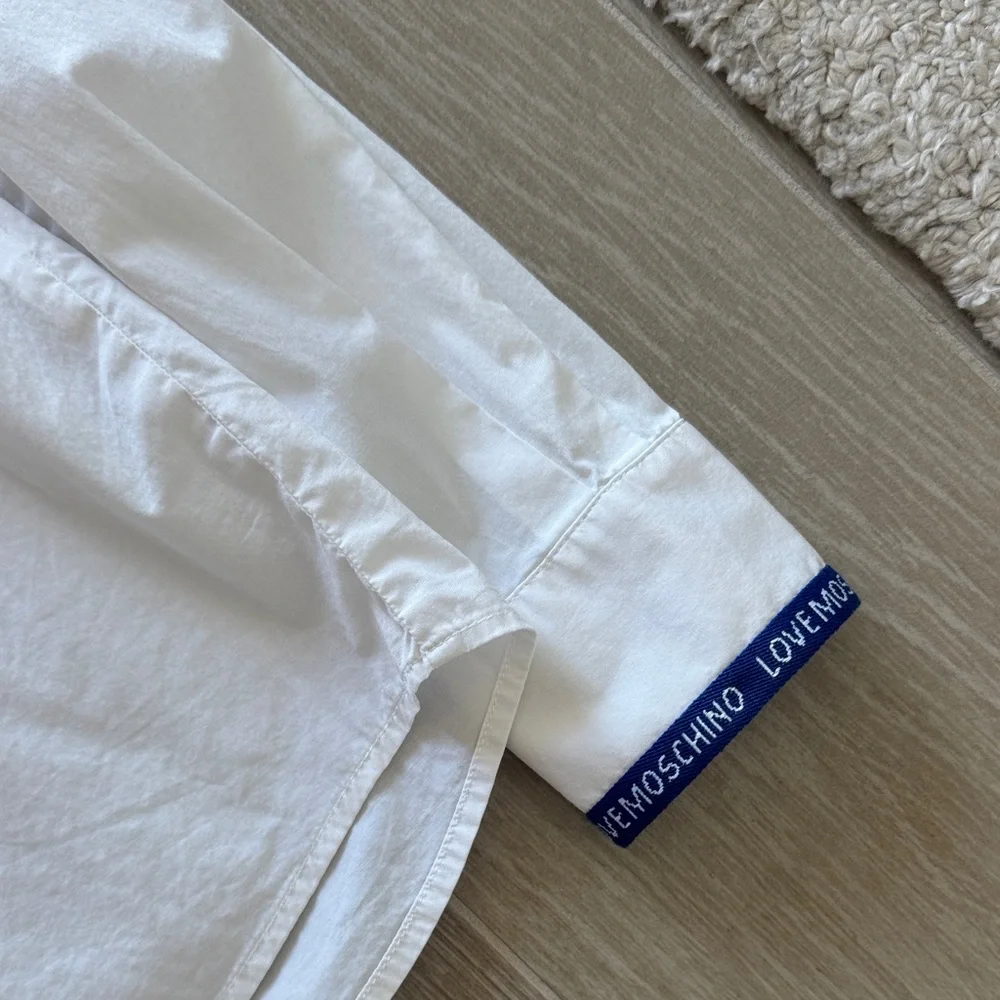 Moschino White Long Sleeve Shirt with Blue Accents - Picture 3 of 4